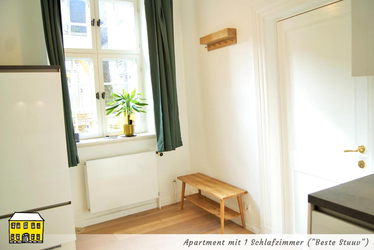 Das Gelbe Haus - Drei Besondere Ferienwohnungen Flensburg Exterior photo